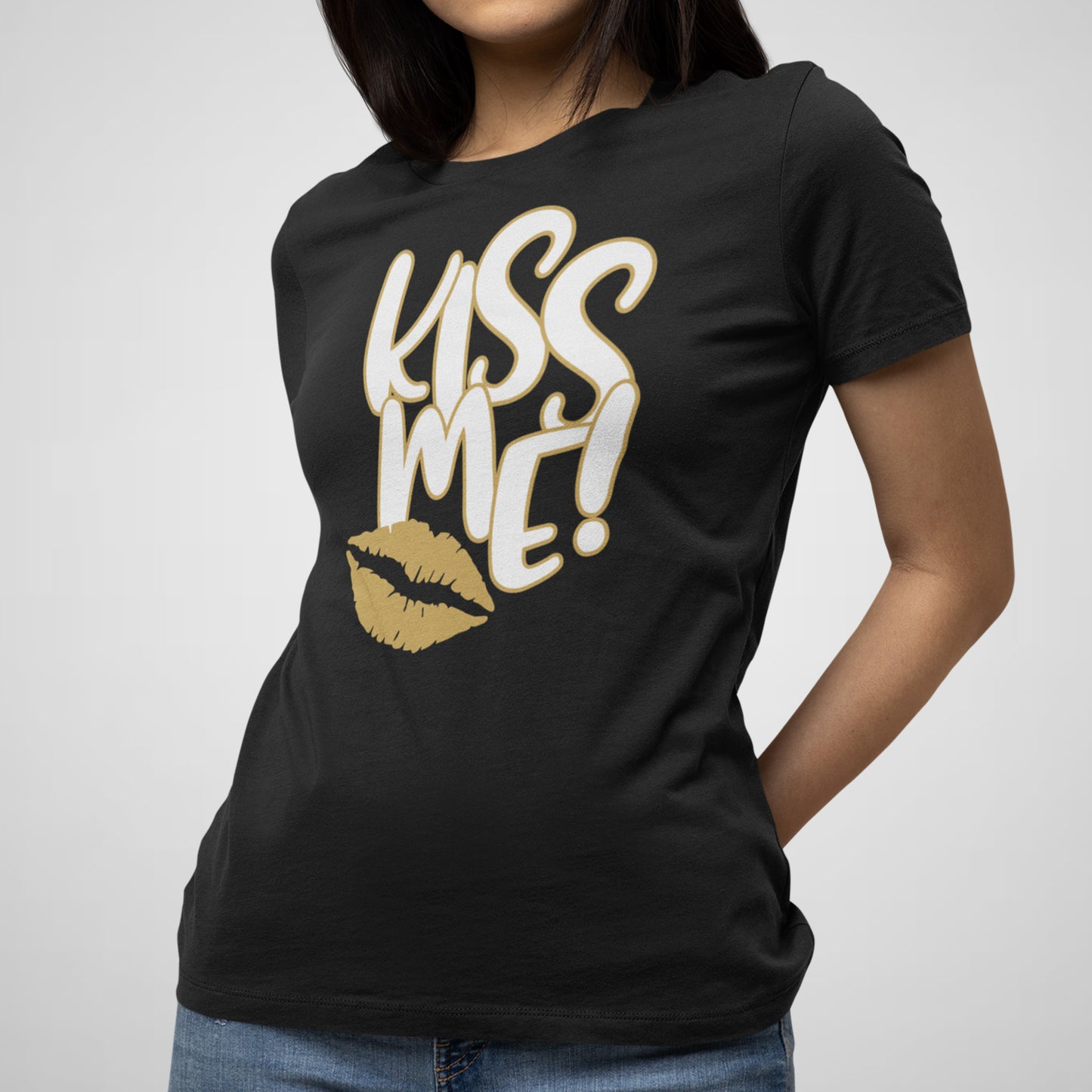 Kiss Me, Gold Lipstick Kiss, NYE - Women's Relaxed Cotton Tee